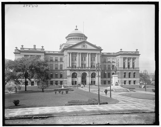 Lucas Co[unty] Court House, Toledo, O[hio