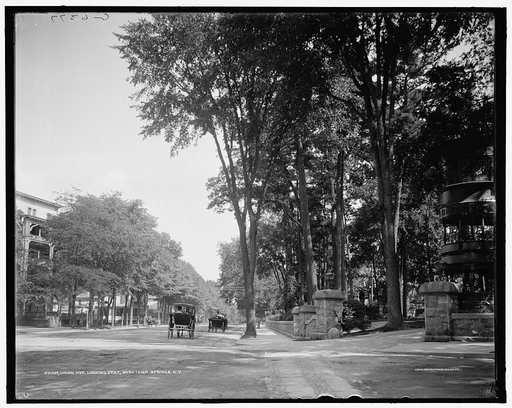 Union Ave., looking east, Saratoga Springs, N.Y.