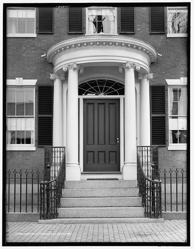 Doorway, 23 Chestnut St. [i.e. 128 Essex St.,Gardner-White-Pingree House], Salem, Mass.