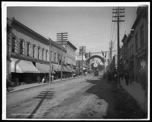Lake St., Petoskey, Mich.