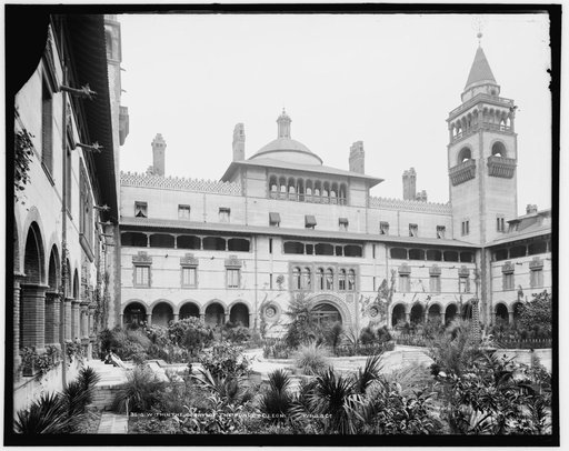 Within the court of the Ponce de Leon
