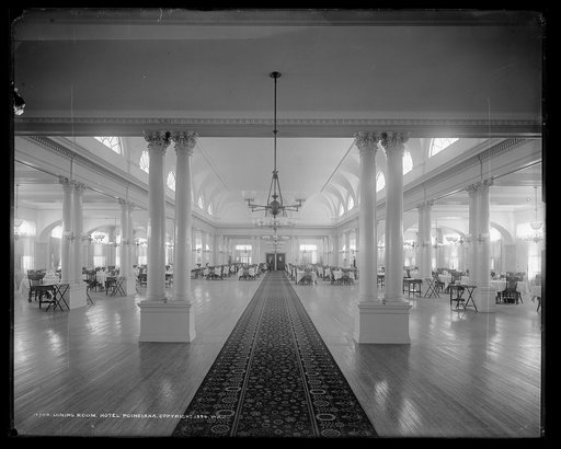 Dining room, Hotel [Royal] Poinciana