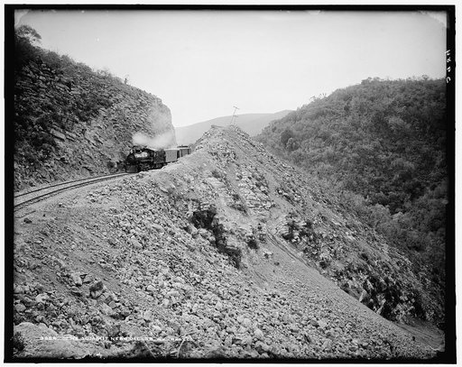 Summit near Villar, The