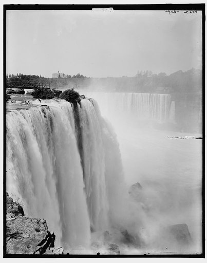 Horseshoe Falls from Goat Island