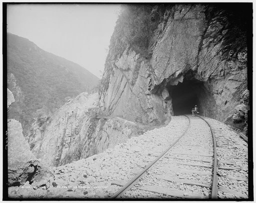 Tunnel 4, Temasopa [sic] Canon
