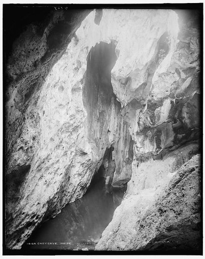 Choy Cave, inside