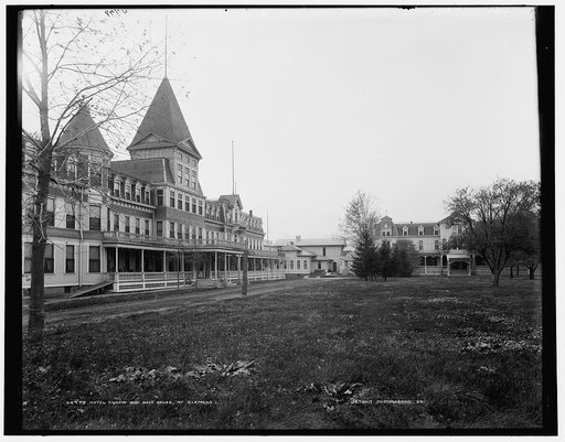 Hotel Egnew and bath house, Mt. Clemens