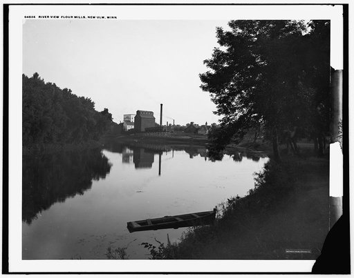 Riverview flour mills, New Ulm, Minn.