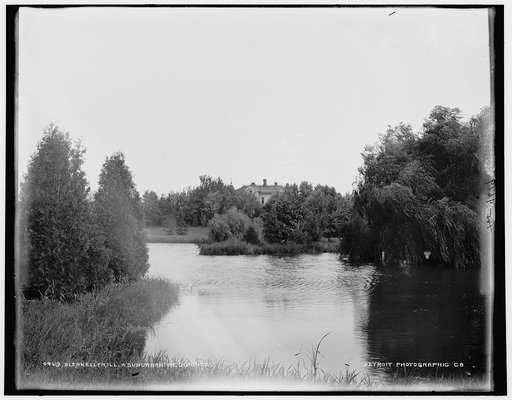 Glenn Ellynn [i.e. Glen Ellyn], Ill., a suburban residence