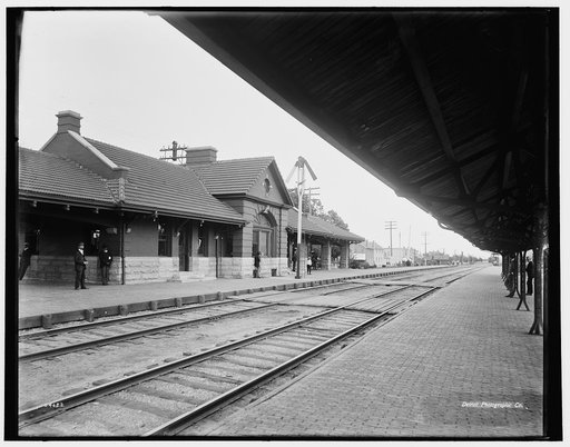 Chicago & North Western Railway station, Elmhurst, Ill.
