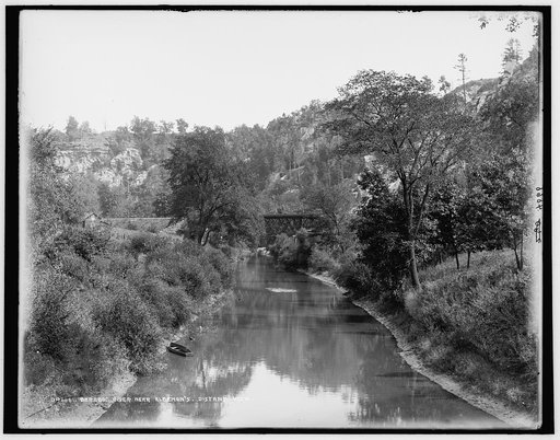Baraboo River near Ableman's, distant view