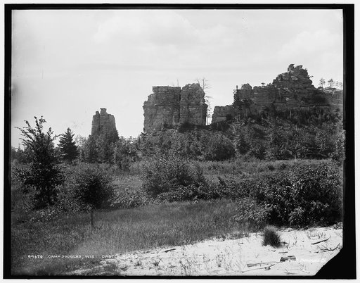 Camp Douglas, Wis., Castle Rocks