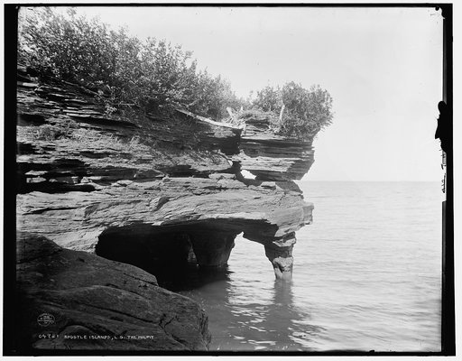 Apostle Islands, L[ake] S[uperior], the Pulpit