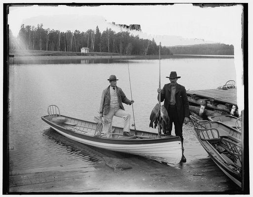 Lake Gogebic, Mich., black bass fishing