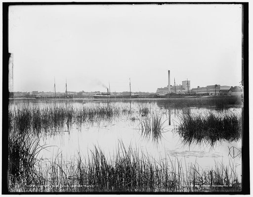 De Pere, Wis., view across river