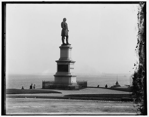 Milwaukee, Juneau statue