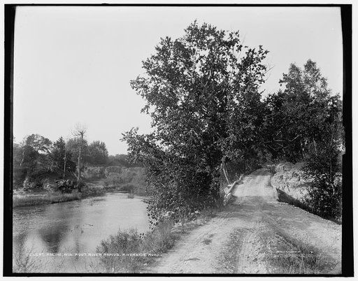 Racine, Wis., Root River rapids, Riverside Road