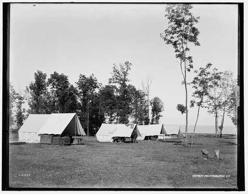 Fort Sheridan, camp ground by the lake