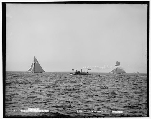 Valkyrie [and] Vigilant, after the start