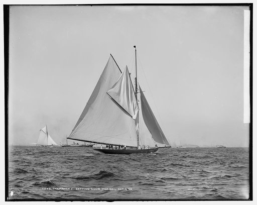 Shamrock I, setting top sail