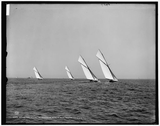 After the start, 70-footers, Aug. 10, 1900, N.Y.Y.C. cruise