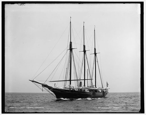 Auxiliary yacht I[n]trepid
