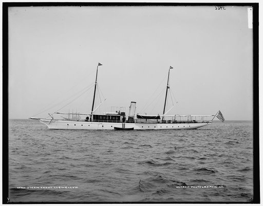 Steam yacht Llewellyn