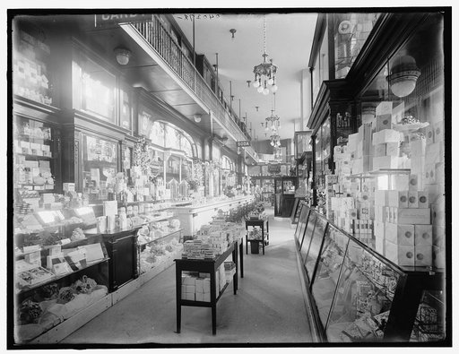 N.Y. drug store, Pennsylvania Station