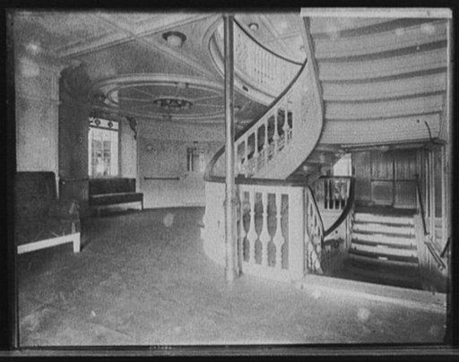 S.S. Deutschland, staircase