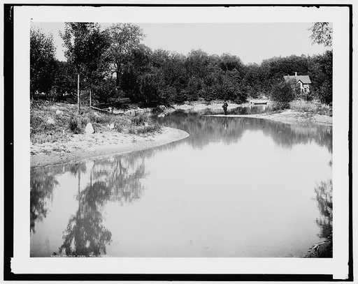 Palmer Park, the canal