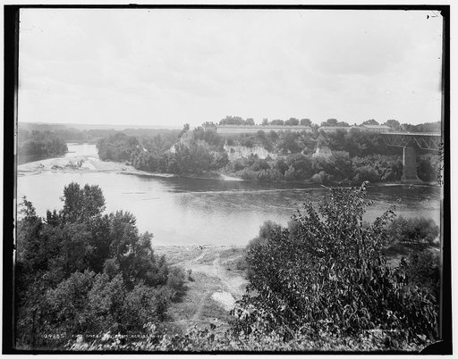Fort Snelling from across the river