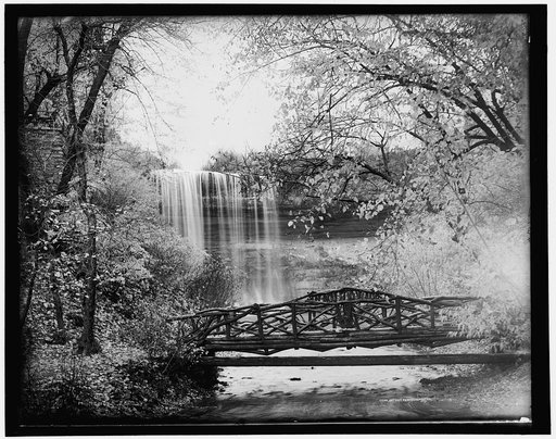 Minnehaha Falls