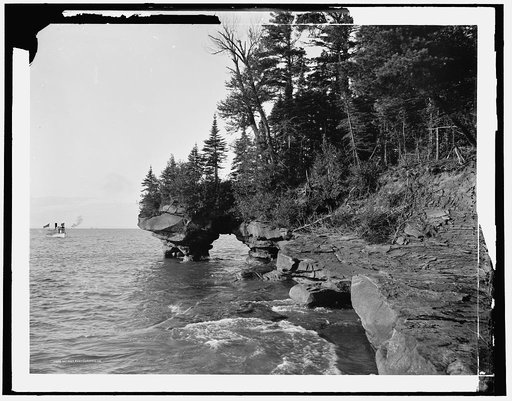 Apostle Islands, Grand Arch