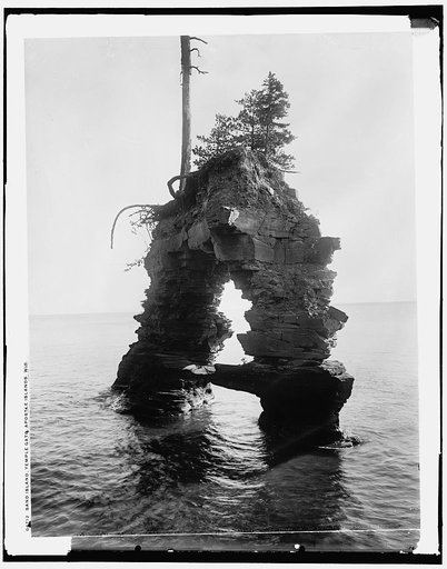 Sand Island, Temple Gate, Apostle Islands, Wis.