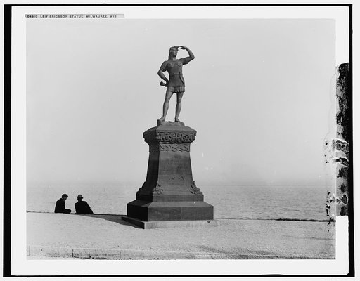 Leif Ericsson [sic] statue, Milwaukee, Wis.