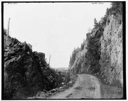Gate of Crawford Notch from below White Mountains