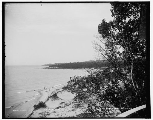 North on the beach, Harbor Point