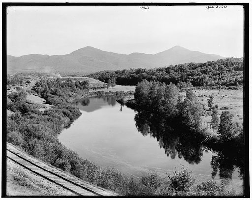 Mt. Garfield & Mt. Lafayette from the Ammonoosuc, Bethlehem, White Mountains