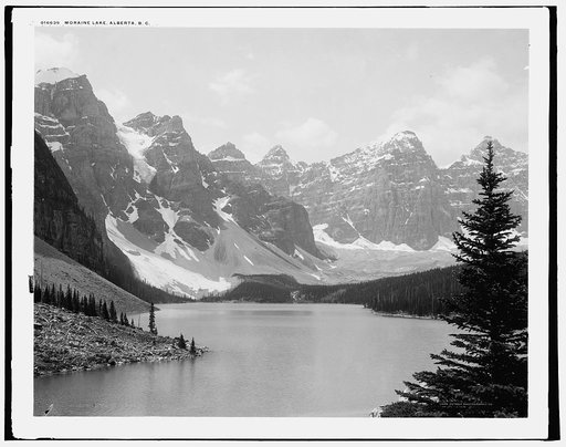 Moraine Lake, Alberta