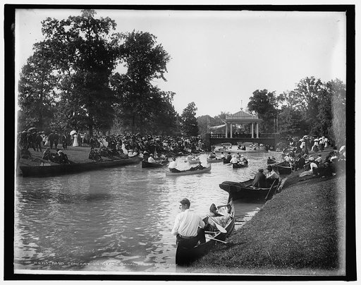 Band concert on Grand Canal, Belle Isle Park