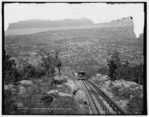 Mount Beacon Incline[d] Railway, N.Y. (lookin [sic] down)