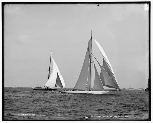 The Start, Columbia leading, Oct. 4, 1901 [with Shamrock II at left