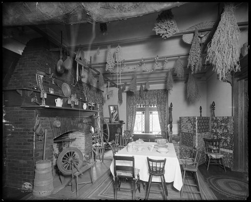 Dining room, log cabin, Palmer Park, Detroit, Mich.
