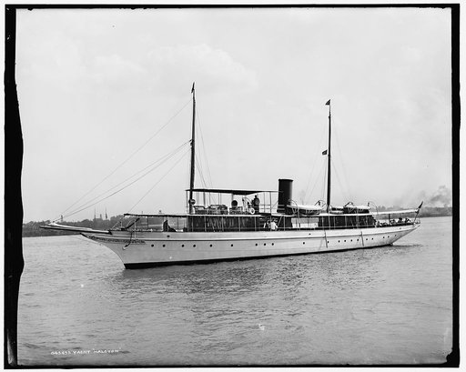 Yacht Halcyon