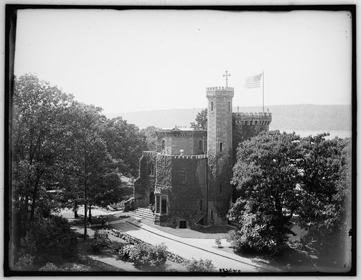Castle, Academy of Mount St. Vincent, front view, New York, N.Y.