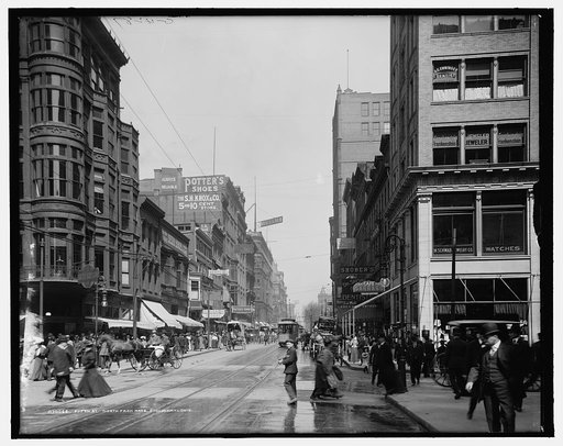 Fifth St. [Street], north from Race, Cincinnati, Ohio