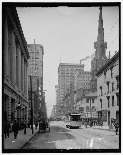 Fourth St. [Street], west from Main [Street], Cincinnati, Ohio