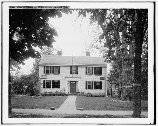 House of Marrett and Nathan Monroe [i.e. Munroe], Lexington, Mass.