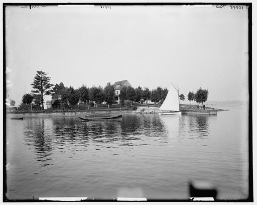 Calumet, Round Island, St. Lawrence River