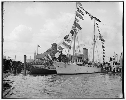 Mardi Gras, arrival of Rex on U.S.S. Galveston, New Orleans, La.